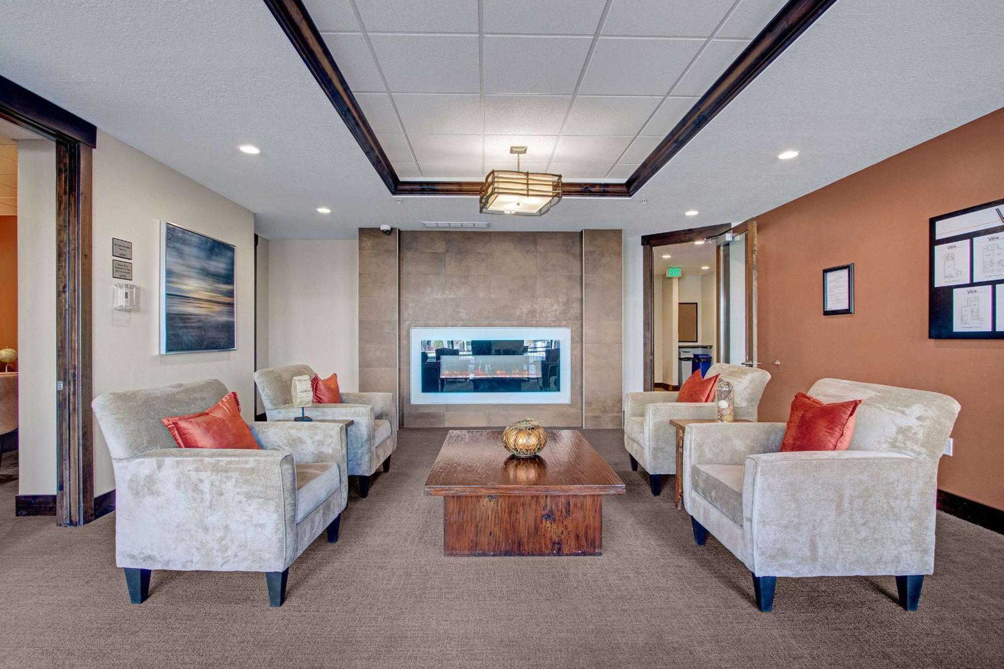 Luxury In The Library Square District Holiday home